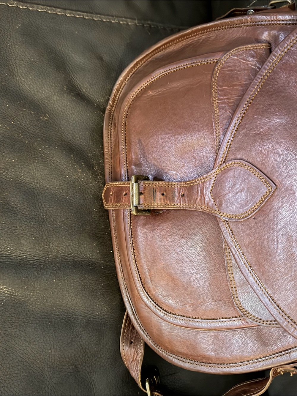 Source Unknown Brown Leather Crossbody Bag with Buckle Detail